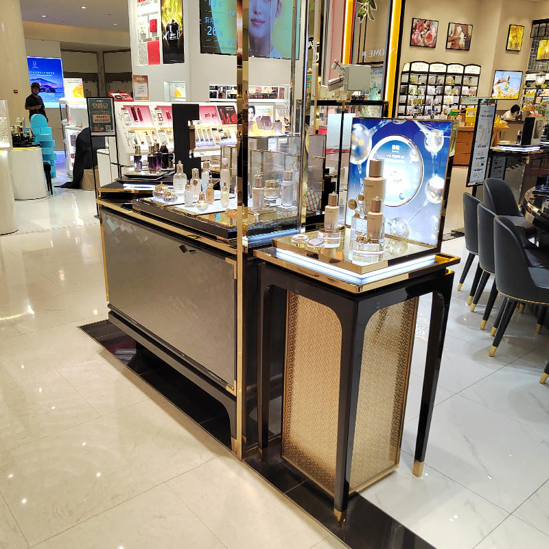 CM-S102 Cosmetic sales showcase